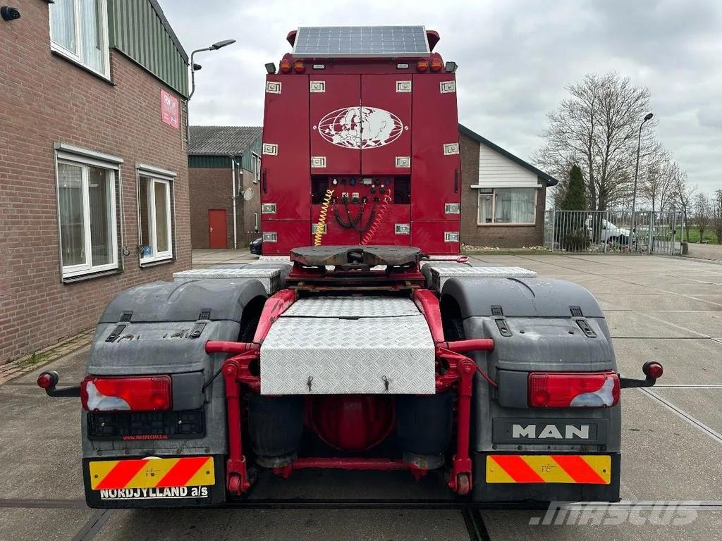 MAN TGX 33.560 6X4 EURO 6 - 113 TON - 290400 KM Ťahače