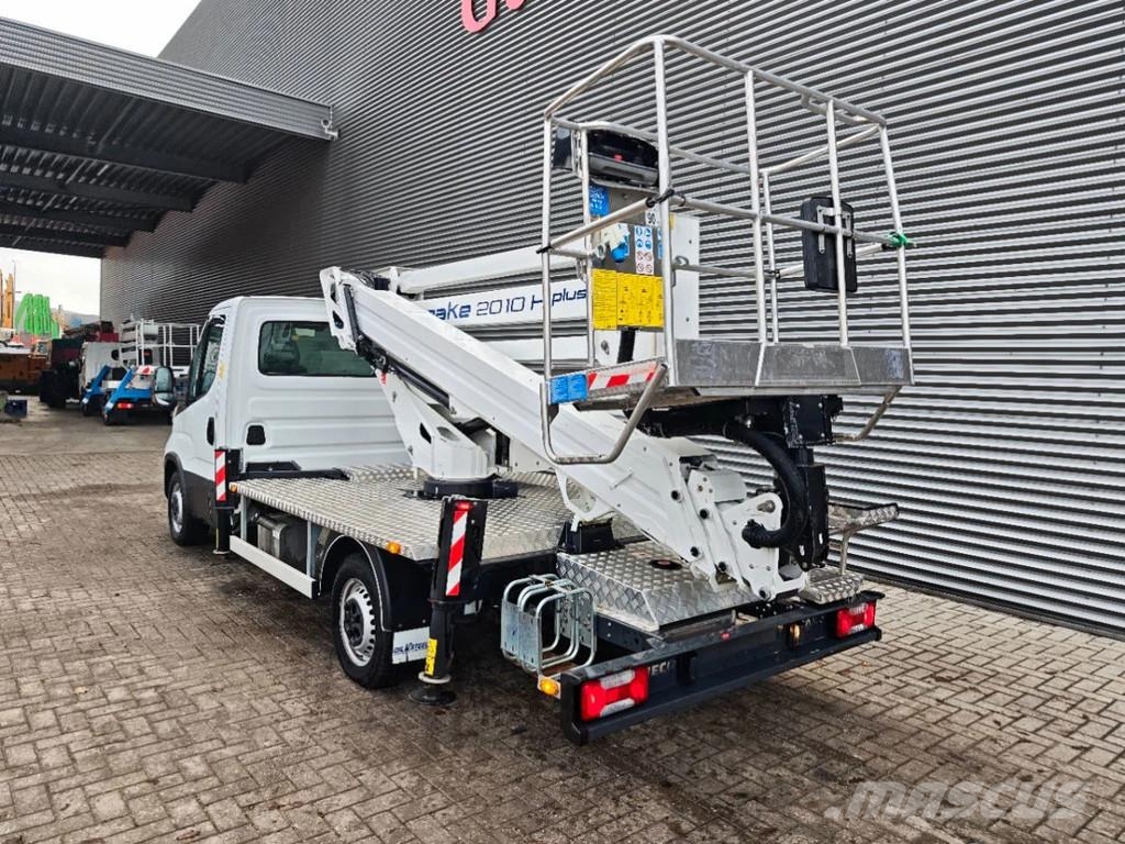 Iveco Daily 35-140 Oil & Steel Snake 2010 H Plus Autoplošiny