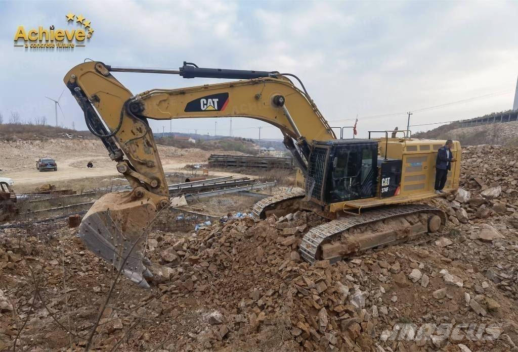CAT 374 F Гусеничні екскаватори