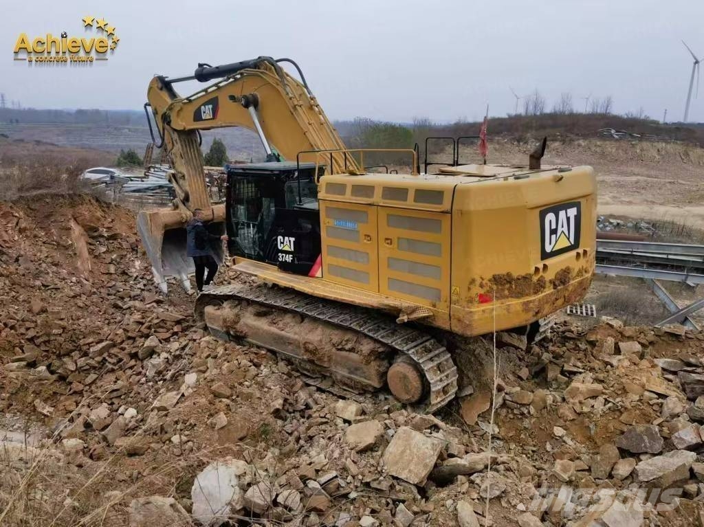 CAT 374 F Гусеничні екскаватори