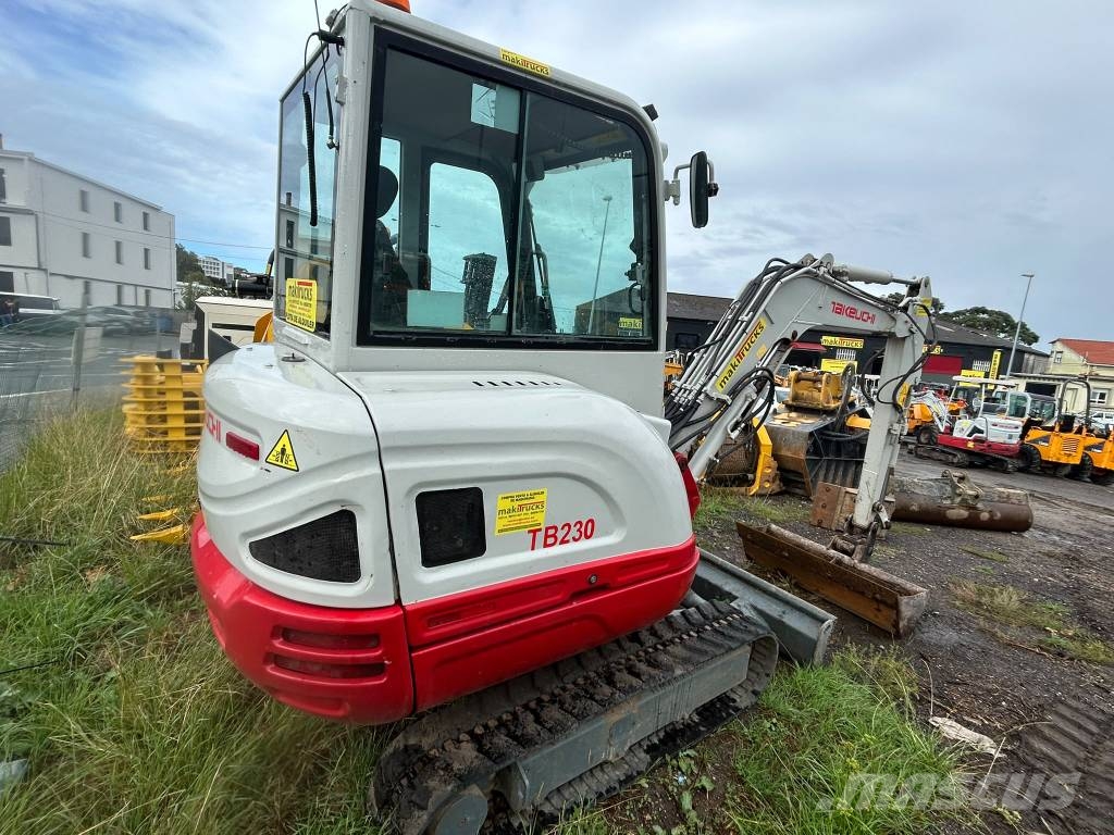Takeuchi TB 230 Miniekskavaatorid < 7 t