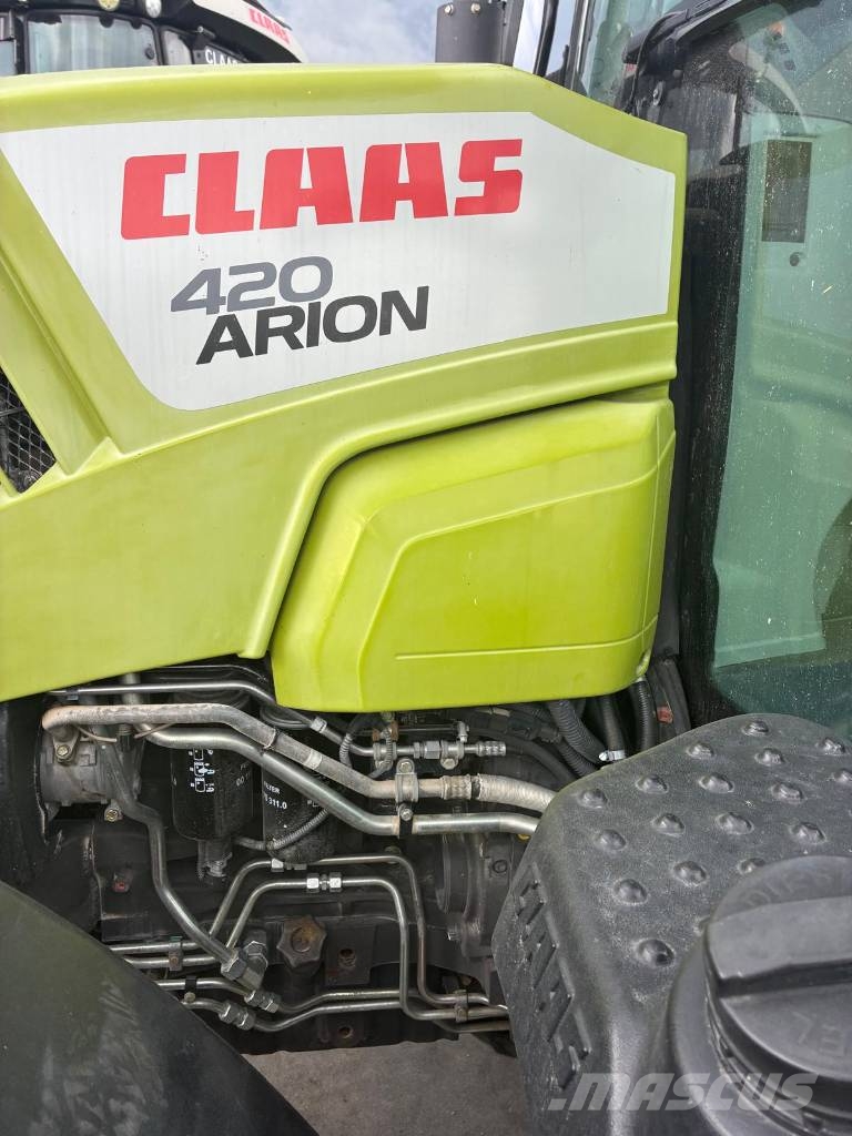 CLAAS Arion 420 Tractoren