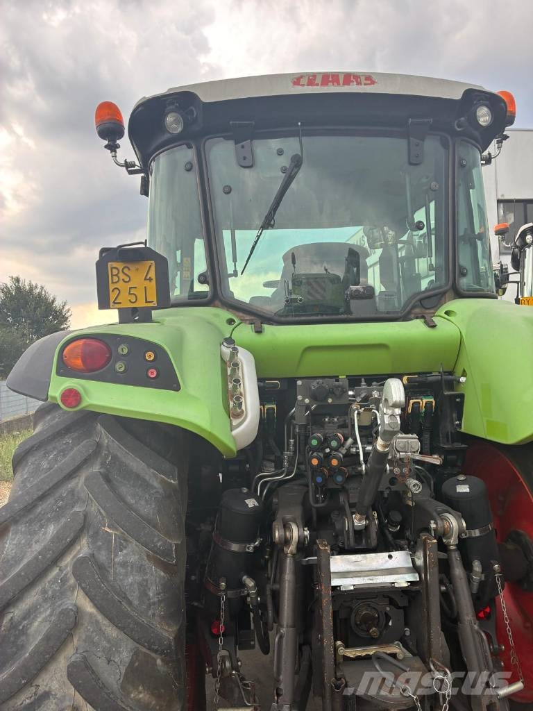 CLAAS Arion 420 Tractoren