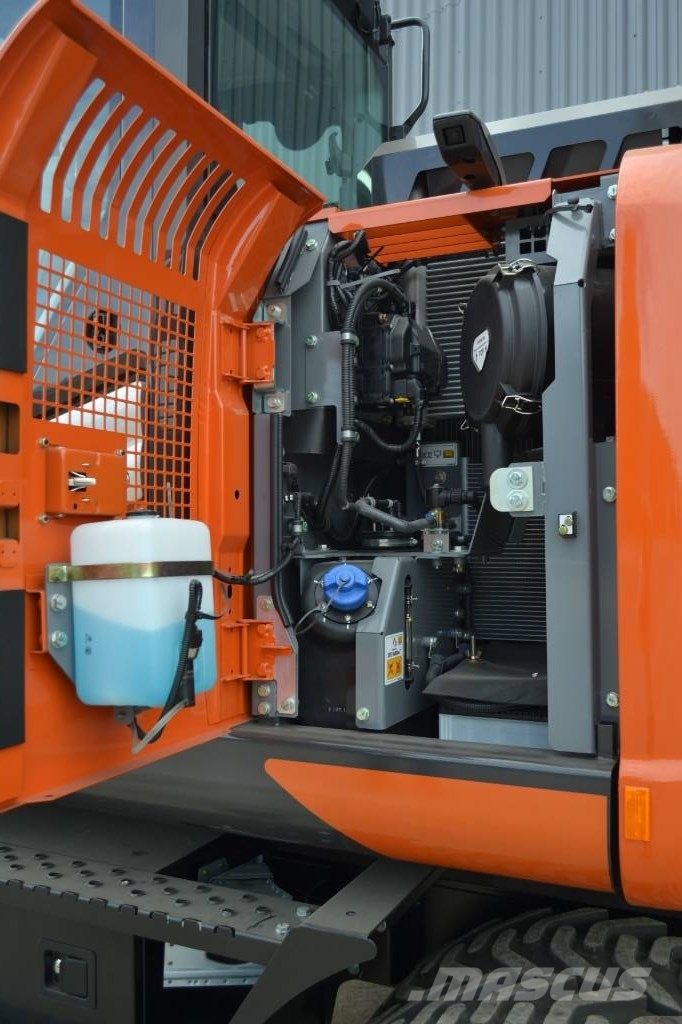 Hitachi ZX135W-7 Колісні екскаватори