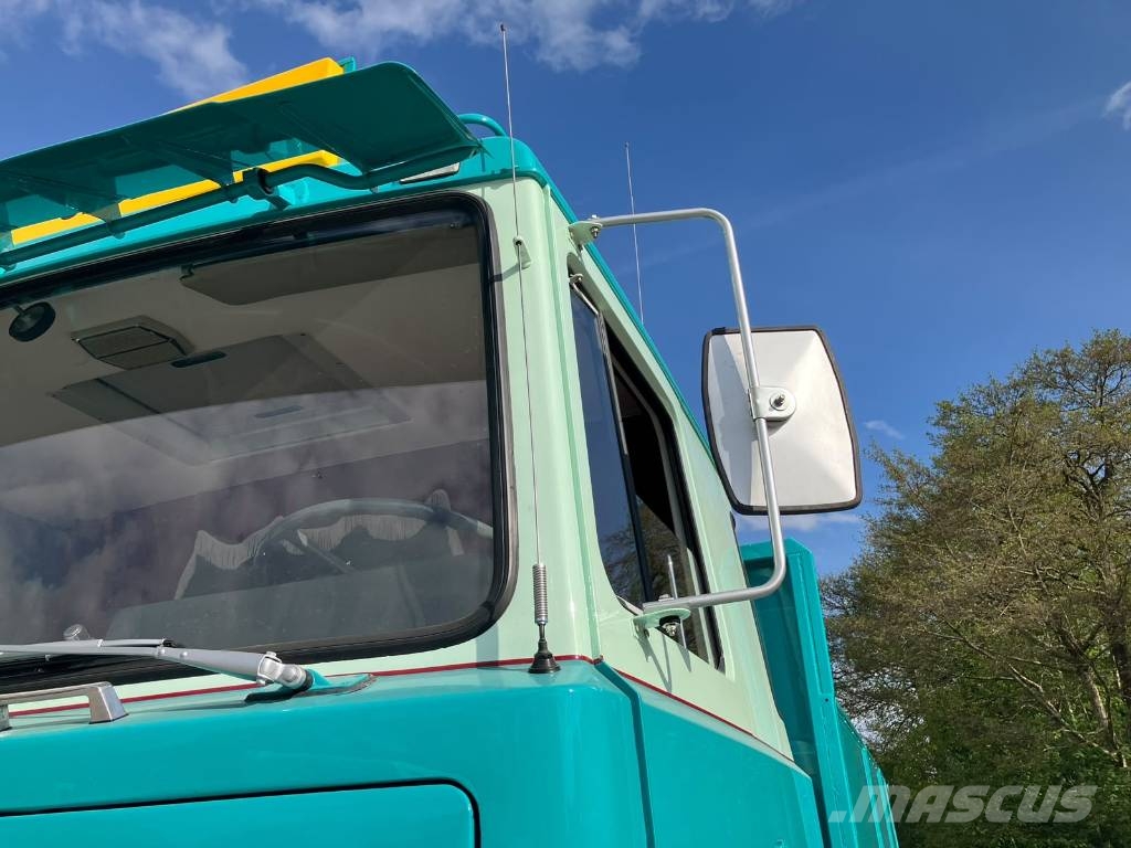 Scania 140 Camiones bañeras basculantes o volquetes