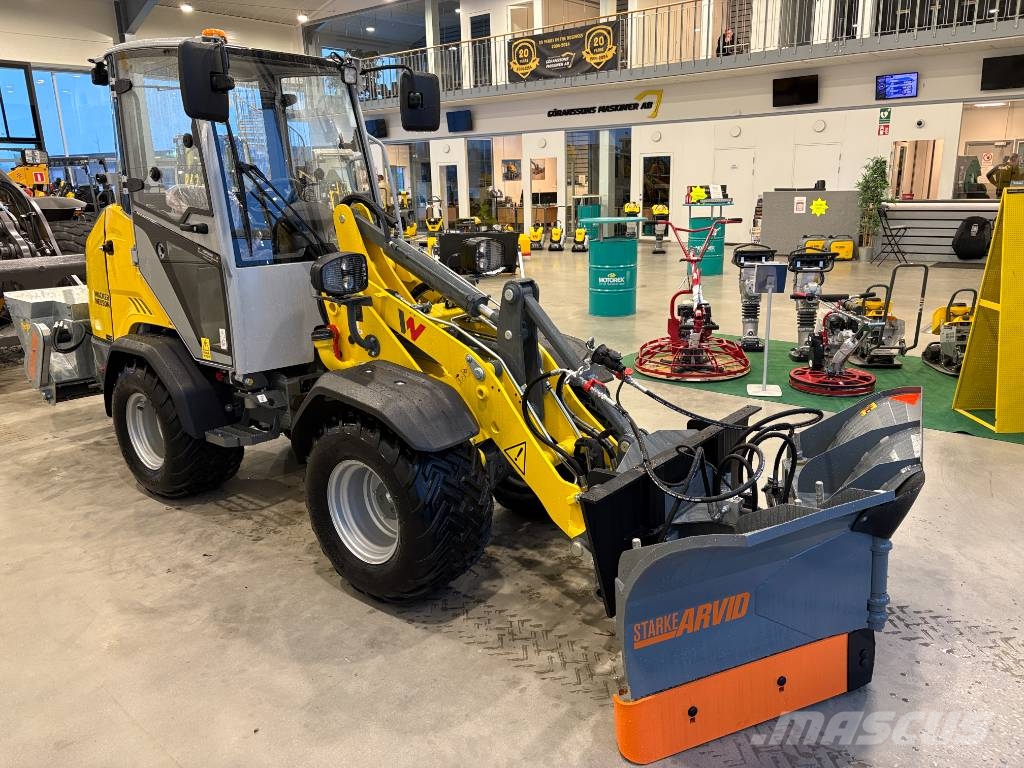 Wacker Neuson WL 28 Kolové nakladače