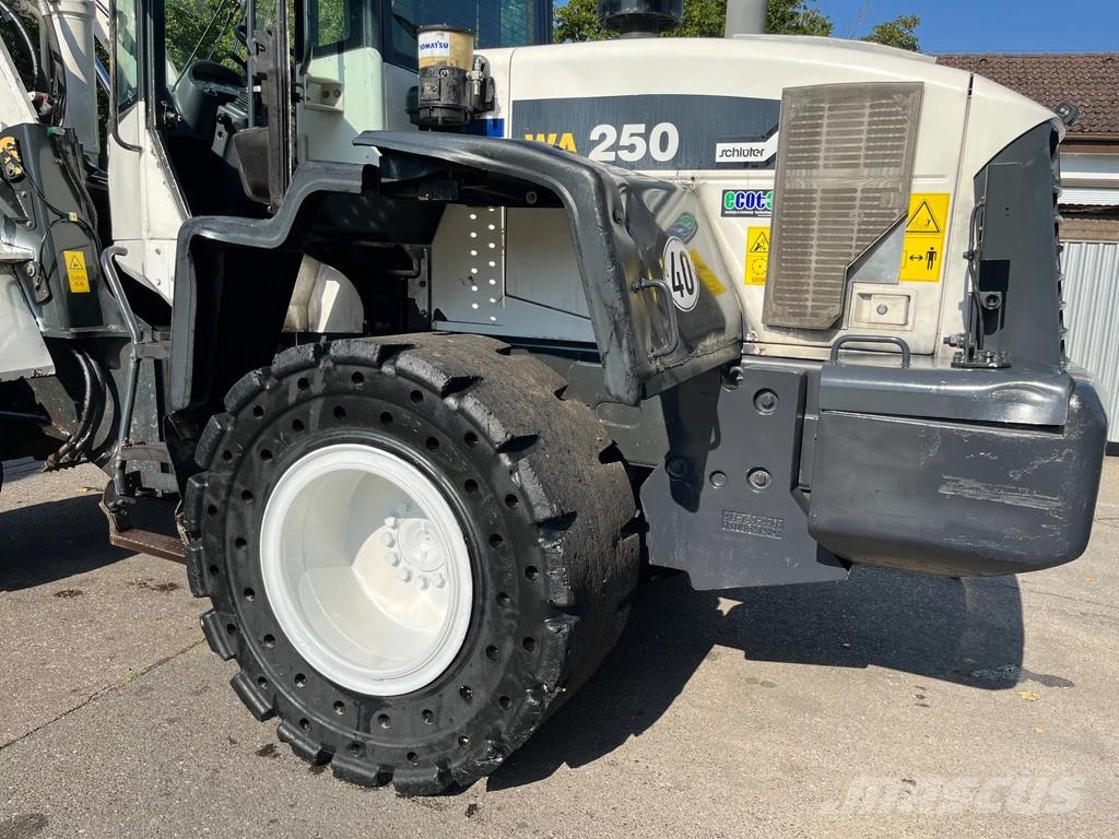 Komatsu WA250 WA250-6 Radlader*Klima*Hochschaufel*Recyclin Cargadoras sobre ruedas