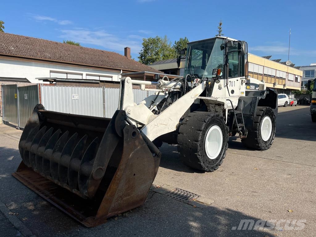 Komatsu WA250 WA250-6 Radlader*Klima*Hochschaufel*Recyclin Cargadoras sobre ruedas
