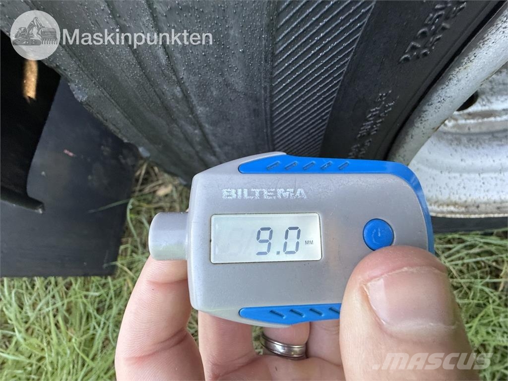 Mjölbysläpet VFL4-100-36 Prikolice za stabla