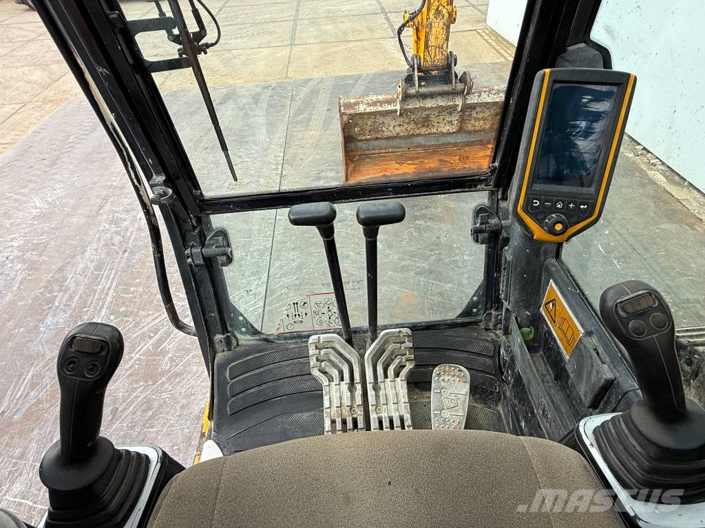 JCB JZ141LC - Automatic Greasing / Hammer Lines Raupenbagger