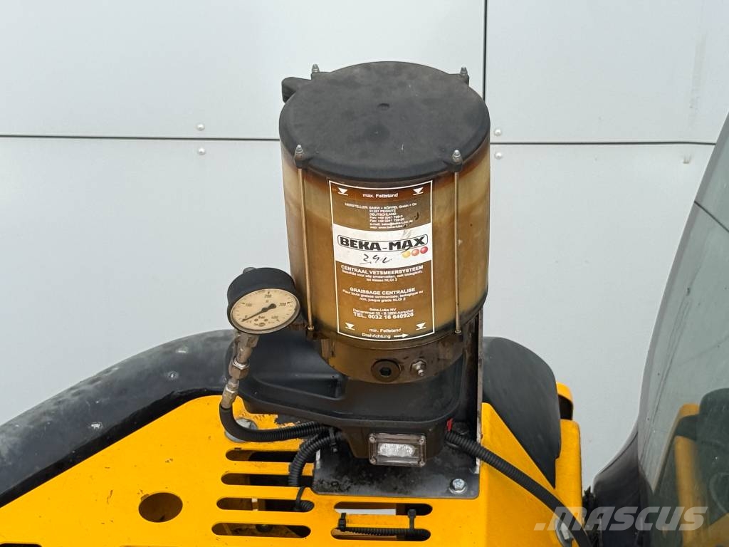 JCB JZ141LC - Automatic Greasing / Hammer Lines Raupenbagger