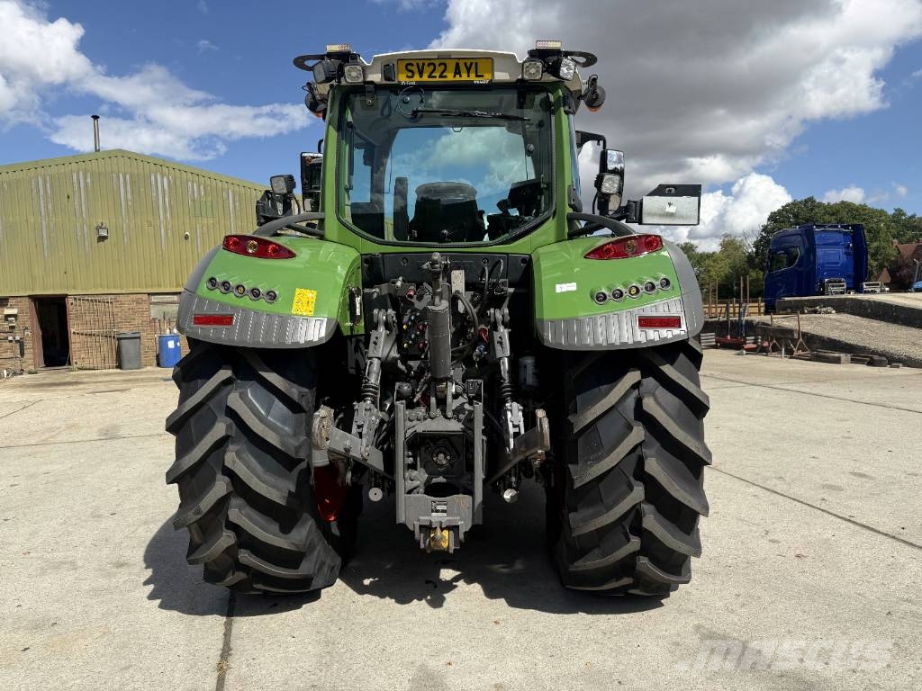Fendt 724 Profi Plus Tractoren