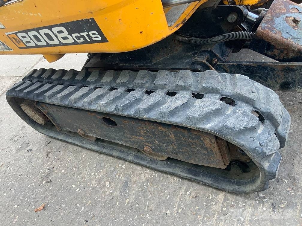 JCB 8008 CTS Mini bagri <7t