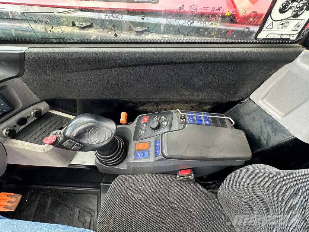 Manitou MLT 841-145 PS Teleskopické nakladače pro zemědělství