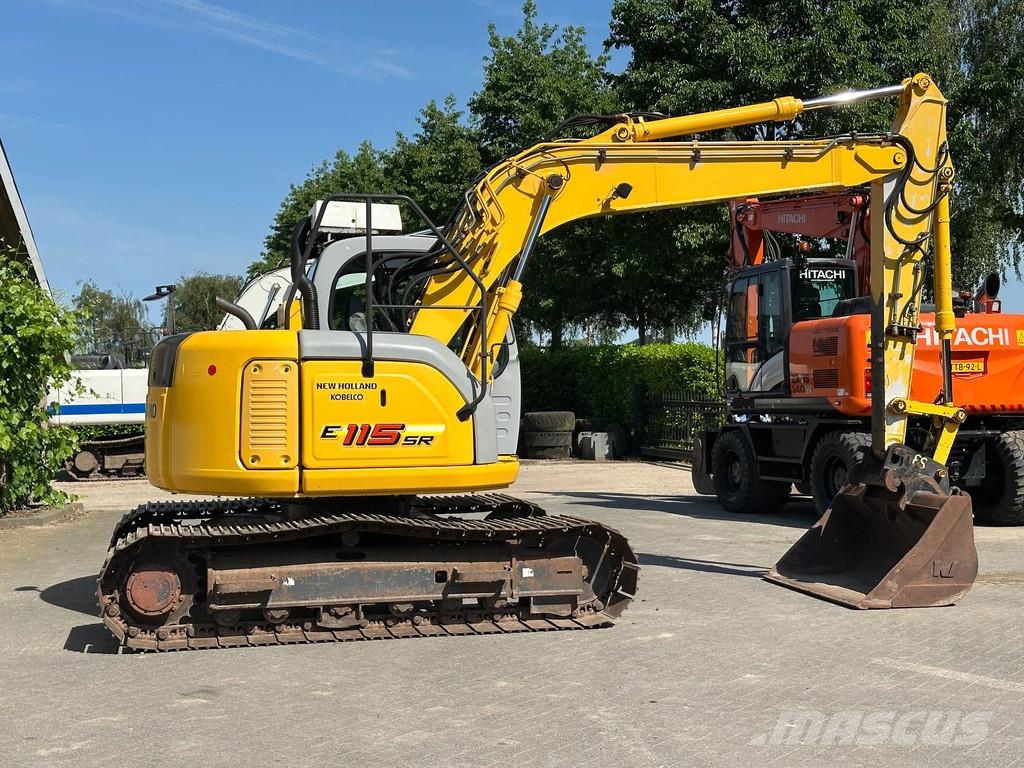 New Holland E115SR-1ES Rupsgraafmachines