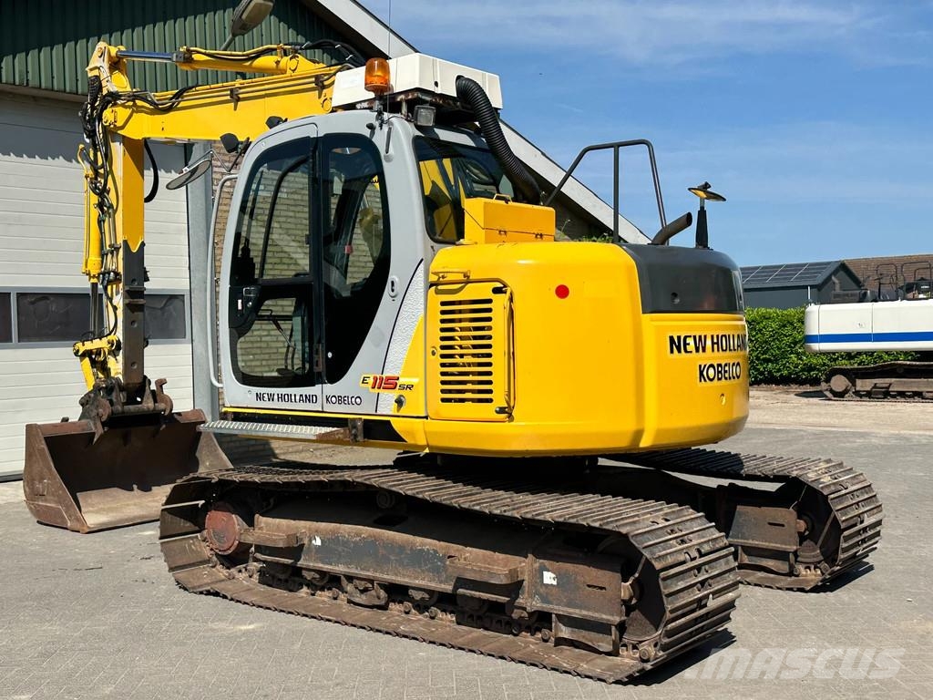 New Holland E115SR-1ES Rupsgraafmachines