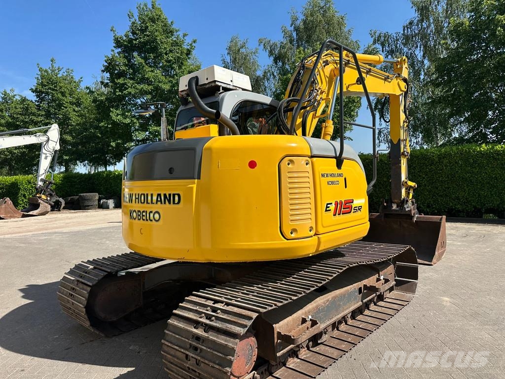 New Holland E115SR-1ES Rupsgraafmachines
