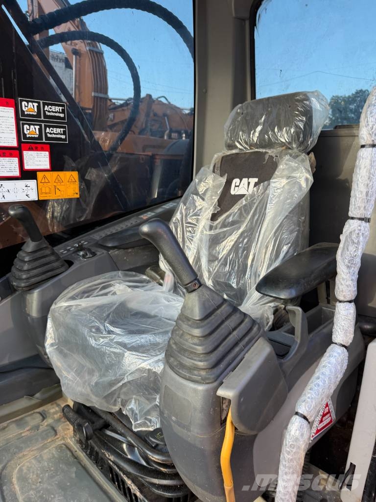 CAT 320D2L the largest‑scale supplier Lánctalpas kotrók