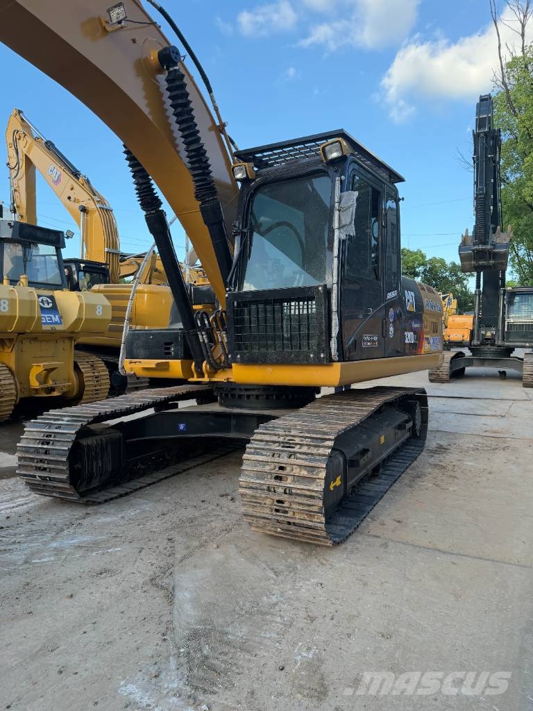 CAT 320D2L the largest‑scale supplier Lánctalpas kotrók