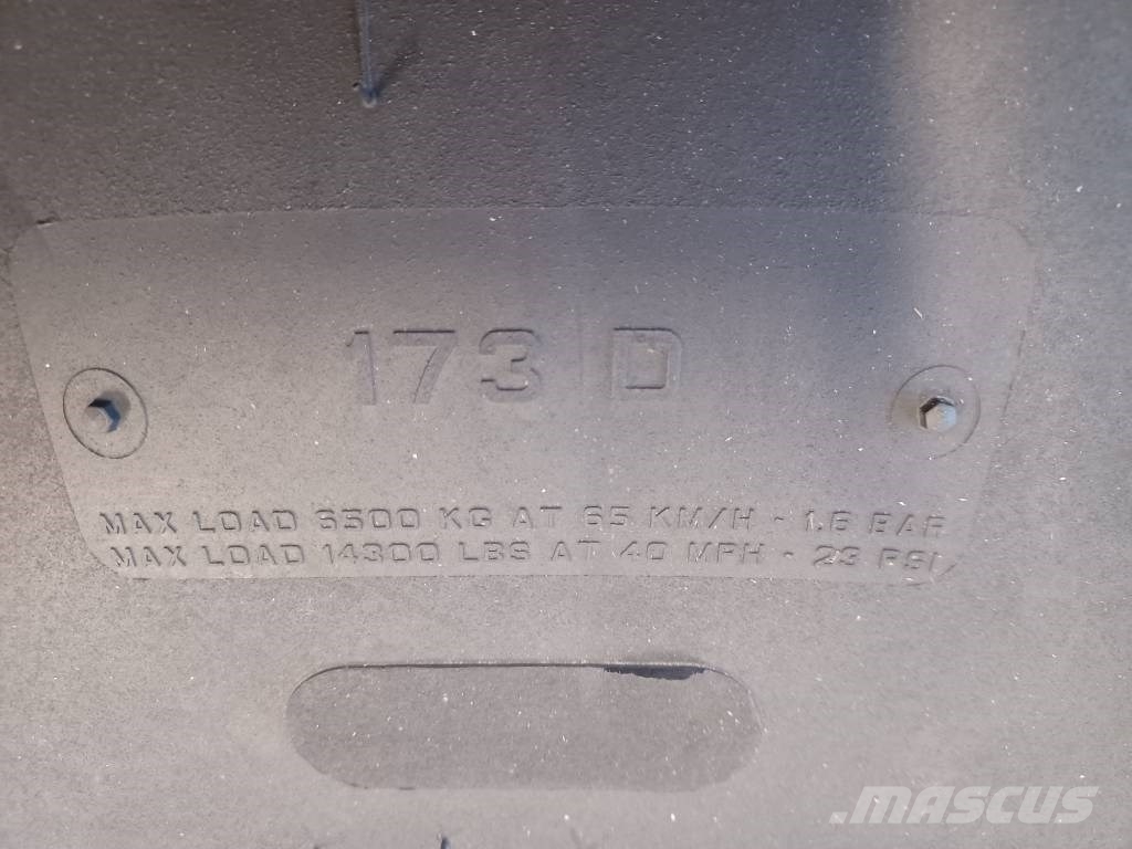 Trelleborg VF 710/60R42 renkaat vanteineen Ελαστικά και ζάντες