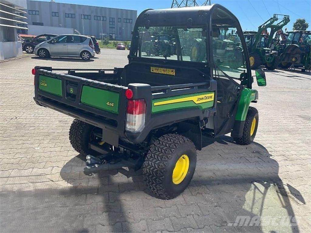 John Deere Gator HPX 815E Трактора