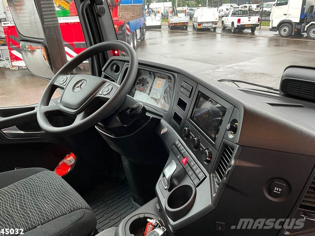 Mercedes-Benz ACTROS 2543 HMF 23 Tonmeter laadkraan Hook lift trucks