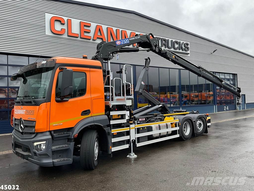 Mercedes-Benz ACTROS 2543 HMF 23 Tonmeter laadkraan Hook lift trucks