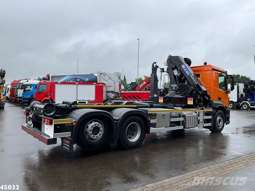 Mercedes-Benz ACTROS 2543 HMF 23 Tonmeter laadkraan Hook lift trucks