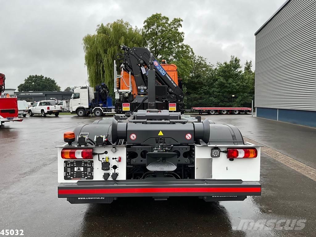 Mercedes-Benz ACTROS 2543 HMF 23 Tonmeter laadkraan Hook lift trucks