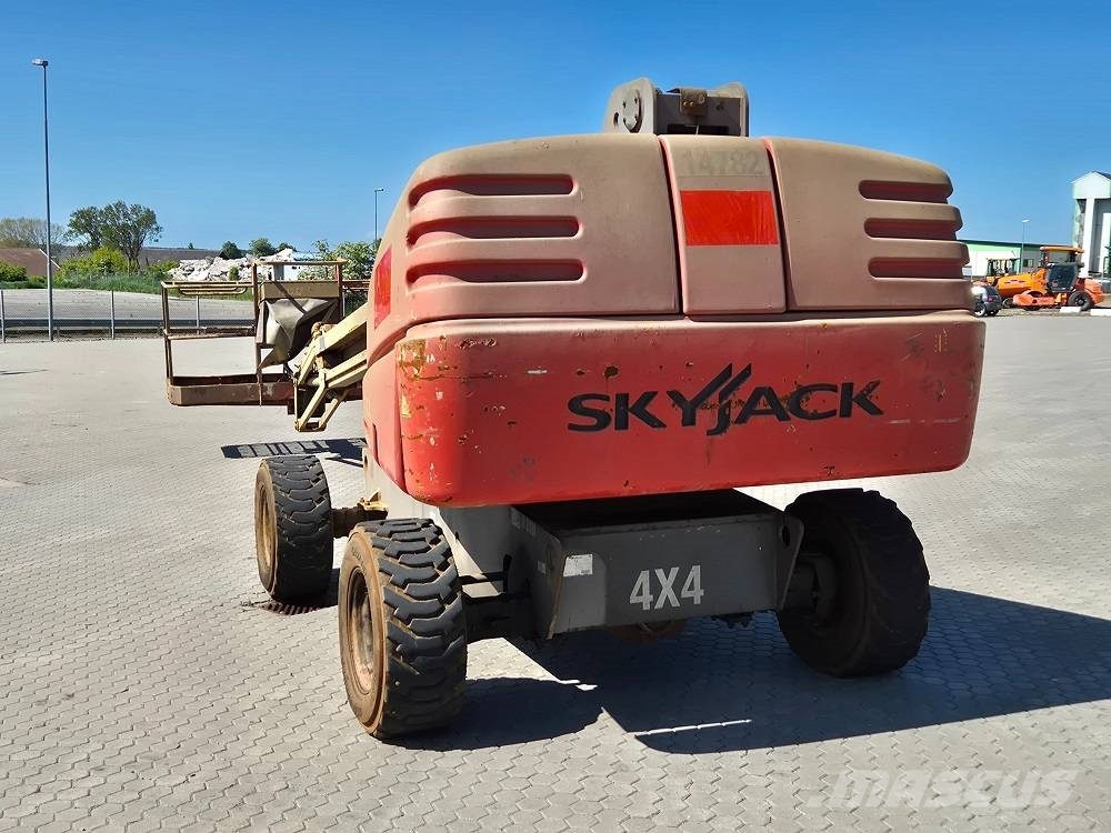 SkyJack SJ 45 T Nacele cu brat telescopic