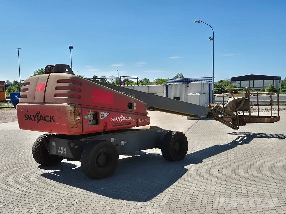 SkyJack SJ 45 T Nacele cu brat telescopic