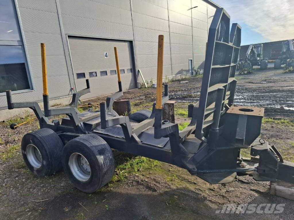 Metsäperävaunu Forest trailers