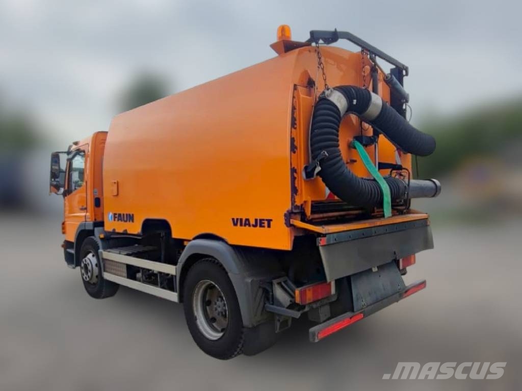 Mercedes-Benz Atego 1518 Kehrmaschine