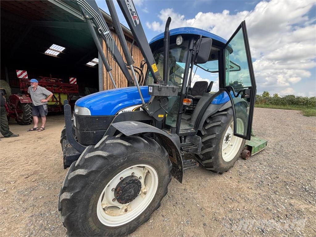 New Holland TD 80 D Traktory