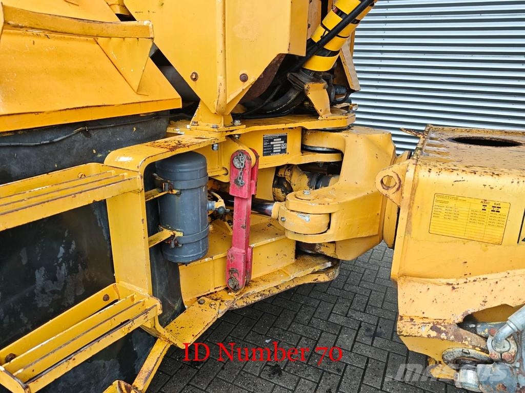Volvo A35C 6x6 ساحبات مفصلية