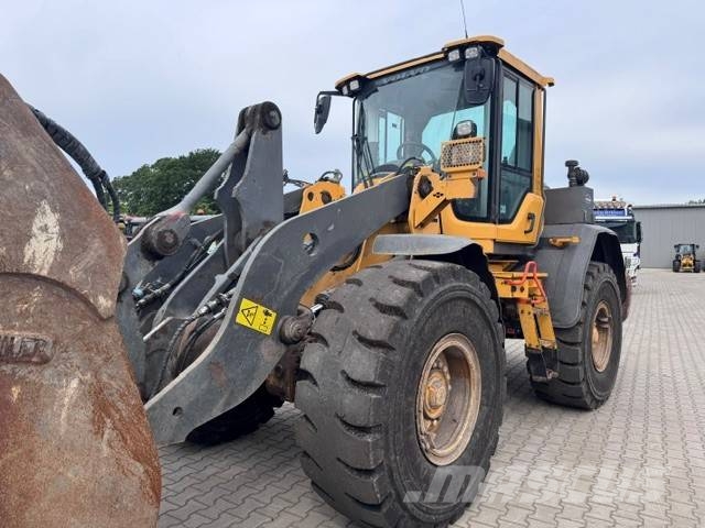 Volvo L 90 H لوادر بعجل