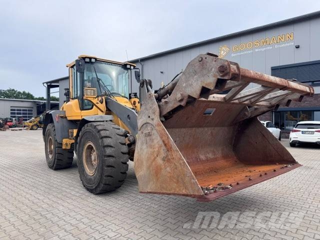 Volvo L 90 H لوادر بعجل
