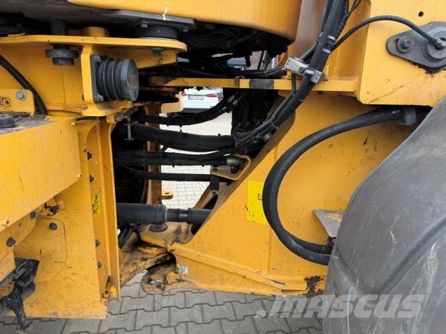 Volvo L 90 H لوادر بعجل