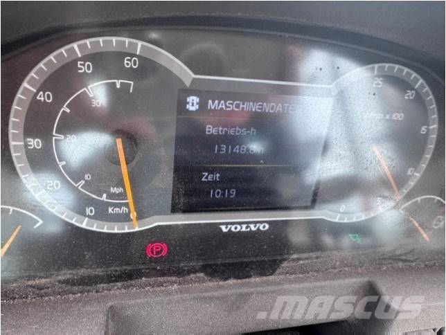 Volvo L 90 H لوادر بعجل