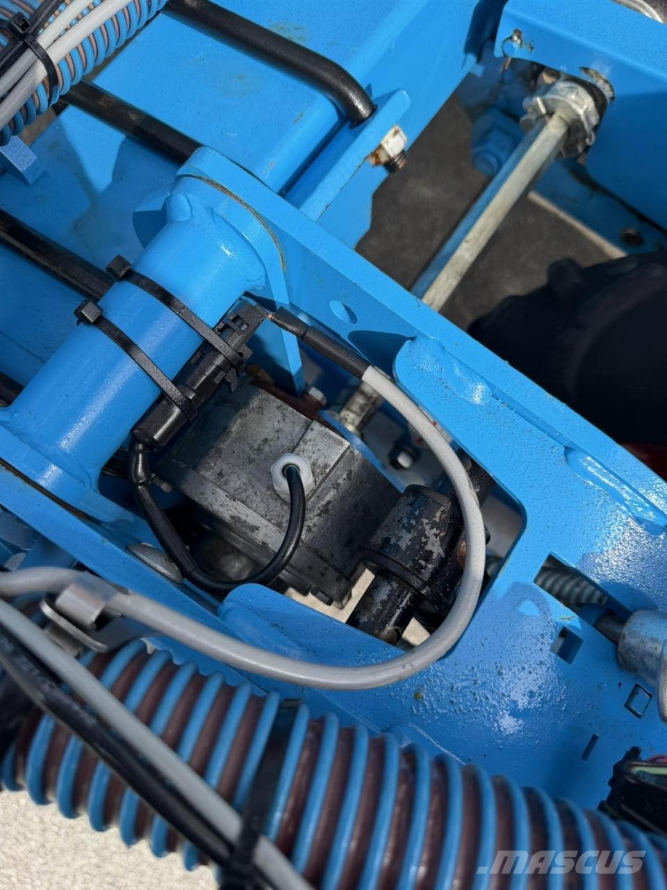 Monosem NG Plus M -12 reihig, Monoshox, sofort einsatzbere Tarkkuuskylvökoneet