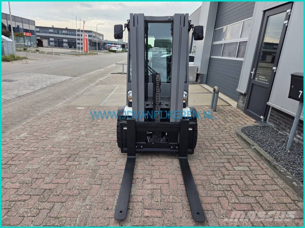 Jungheinrich TFG 430 2558hours! triplex4.4m+sideshift+215cmhigh Nestekaasutrukit