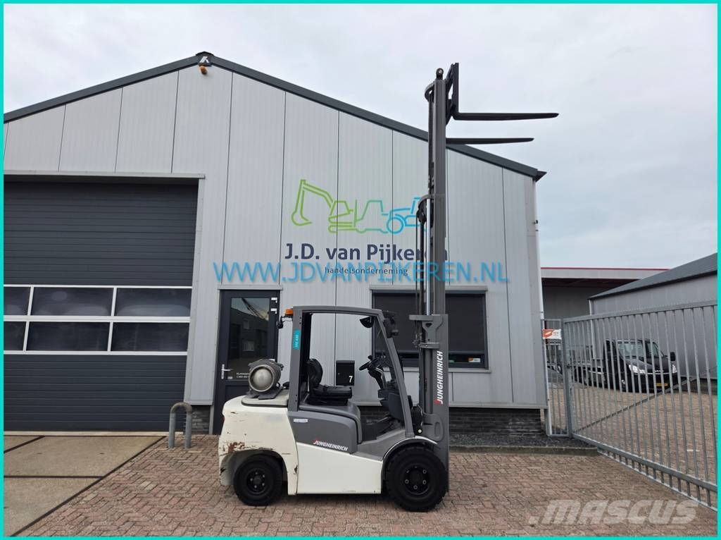 Jungheinrich TFG 430 2558hours! triplex4.4m+sideshift+215cmhigh Nestekaasutrukit