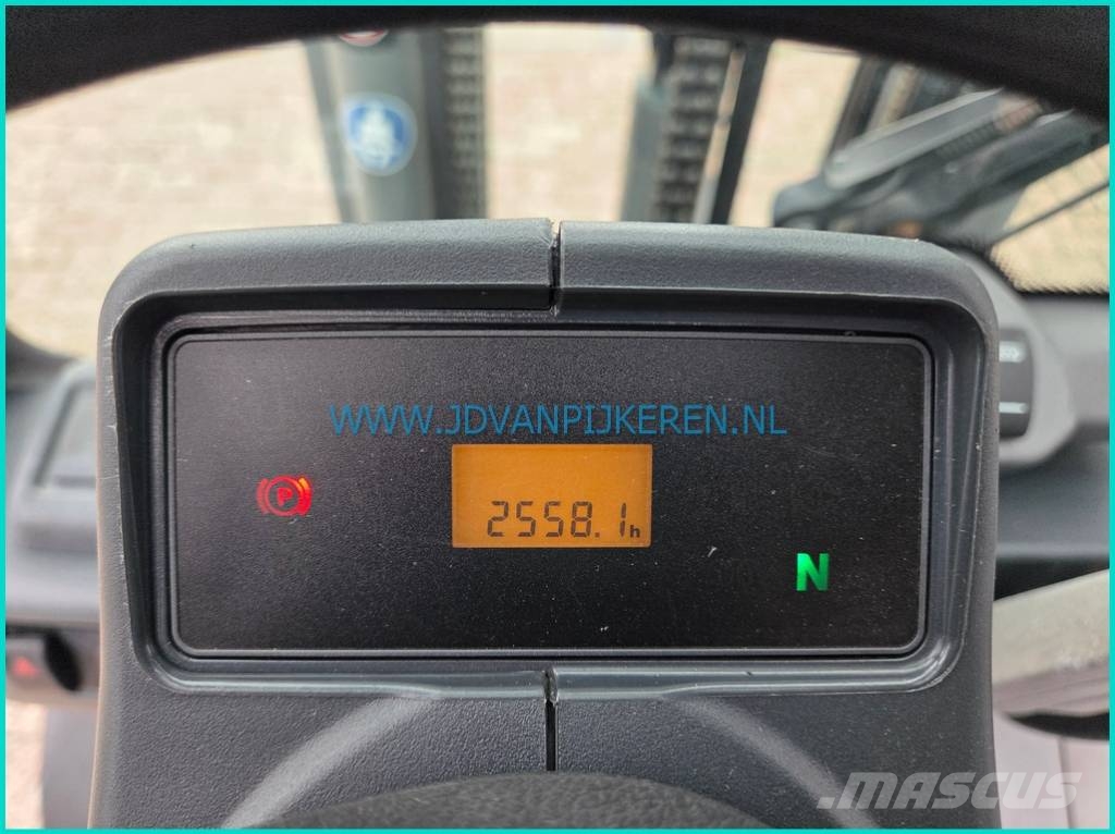 Jungheinrich TFG 430 2558hours! triplex4.4m+sideshift+215cmhigh Nestekaasutrukit