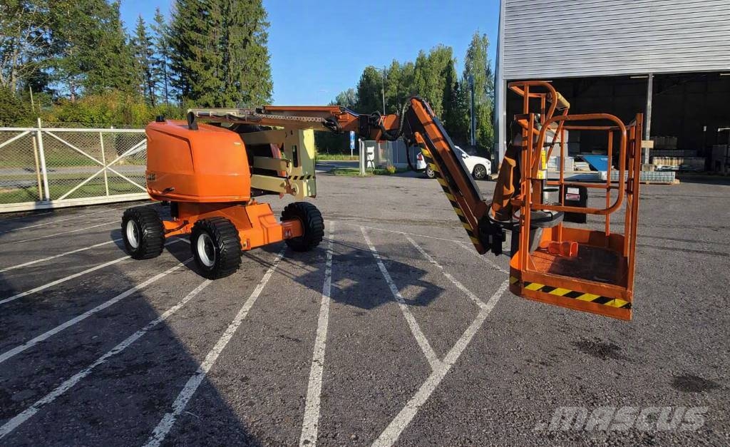 JLG 520 AJ Knikarmhoogwerkers