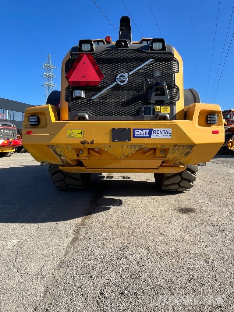Volvo L 120 H  휠로우더
