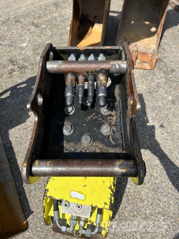 Wacker Neuson EZ38 VDS oilquick Mini excavators < 7t (Mini diggers)