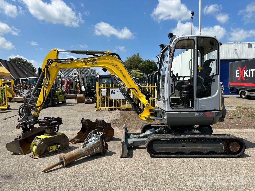 Wacker Neuson EZ38 VDS oilquick Mini excavators < 7t (Mini diggers)