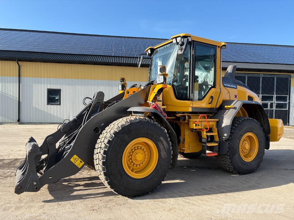 Volvo L70H lastmaskin, long boom, traktordäck, sv-såld 轮式装载机