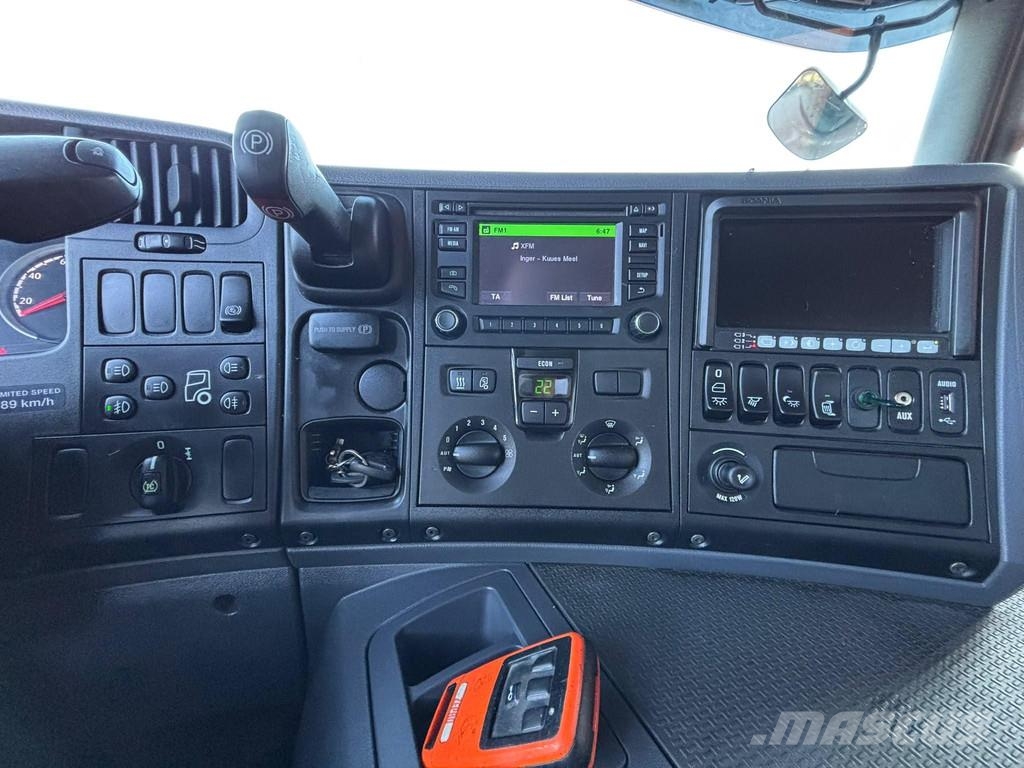 Scania P 250 4x2 BOX L=6338 mm Furgons