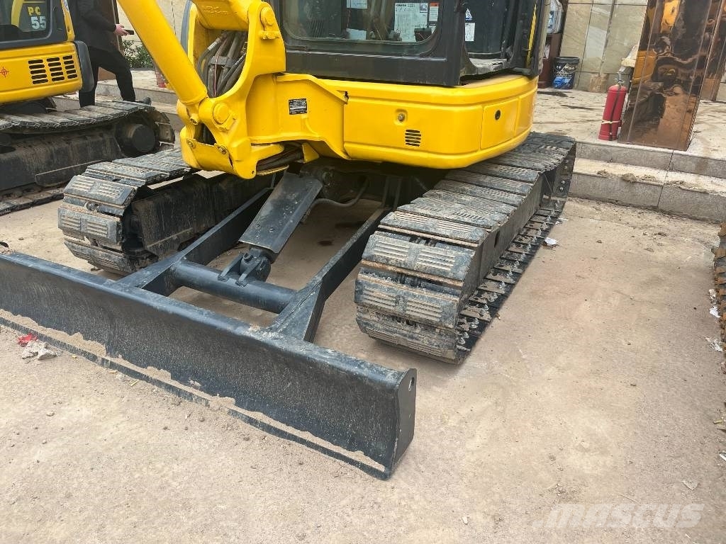 Komatsu PC 50 MR حفارات صغيرة أقل من 7 طن (حفارات صغيرة)